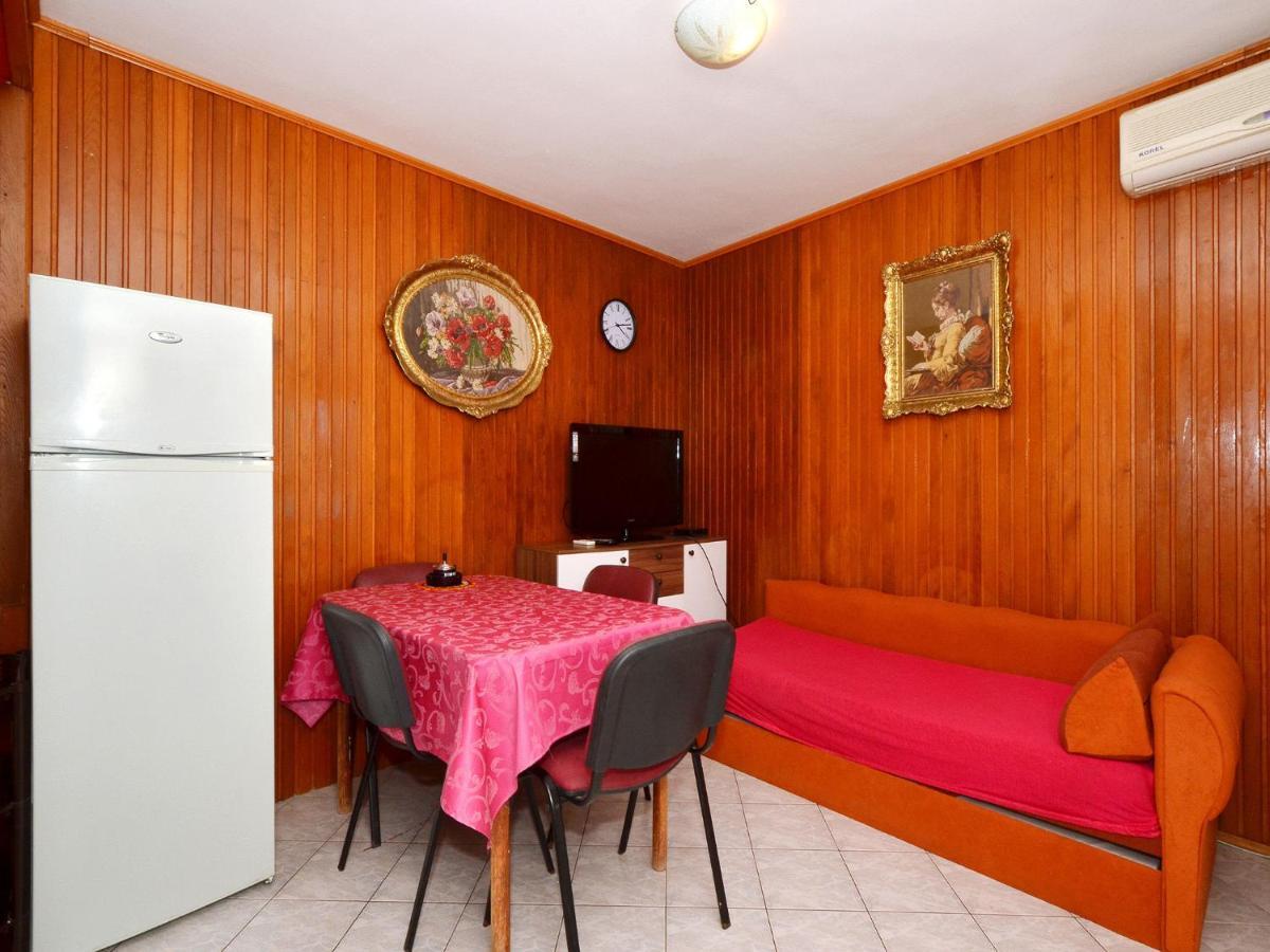 Apartments Josipa Trogir Oda fotoğraf